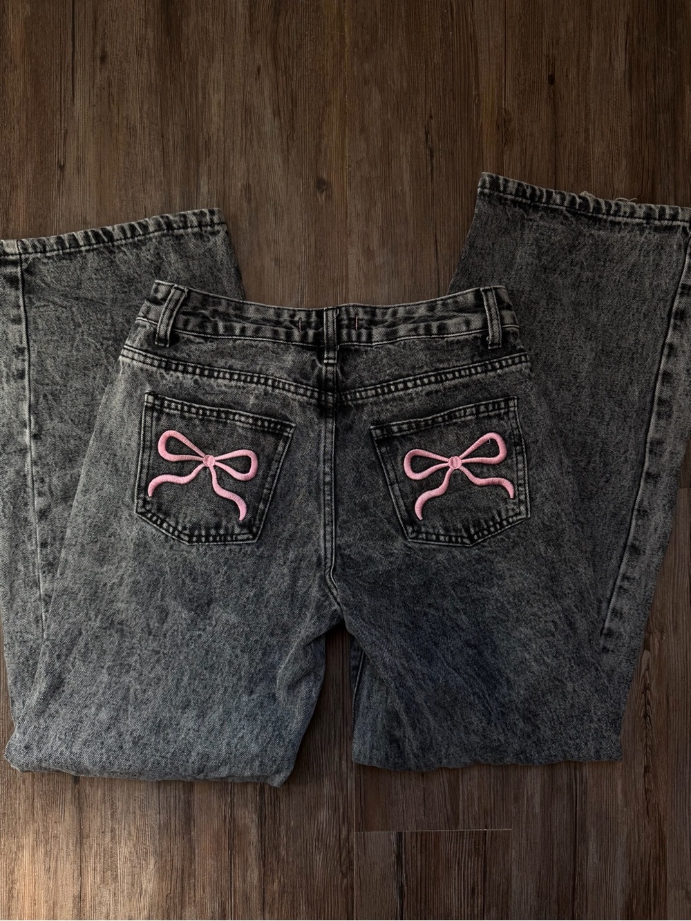Black Acid-Wash Flare Jeans with Pink Bow Pocket Embroidery